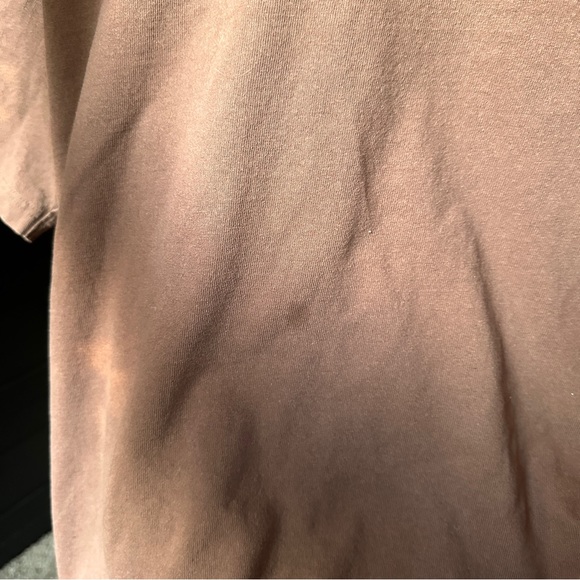 uniqlo red rust straight cut oversized t shirt - Picture 4 of 4